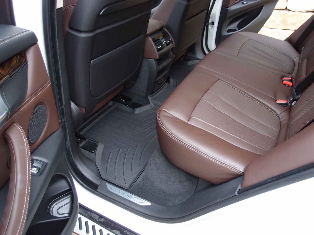 BMW OEM 14-18 X5 Interior-Rear-Sill Plate 51477326465